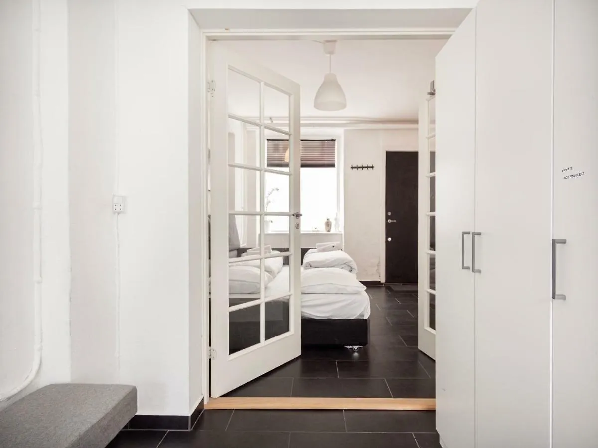 Trendy Basement Apartment Vesterbro Copenhagen